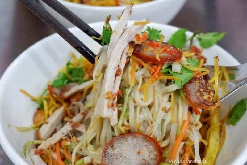 Phở chua món ăn sáng quen thuộc của người dân Hà Giang 