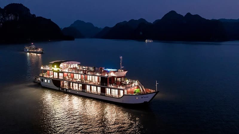 Du thuyền Orchid Premium Cruises 5 Sao